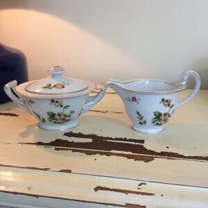 Lynmore Fine China Golden Rose Vintage Sugar and Creamer Set